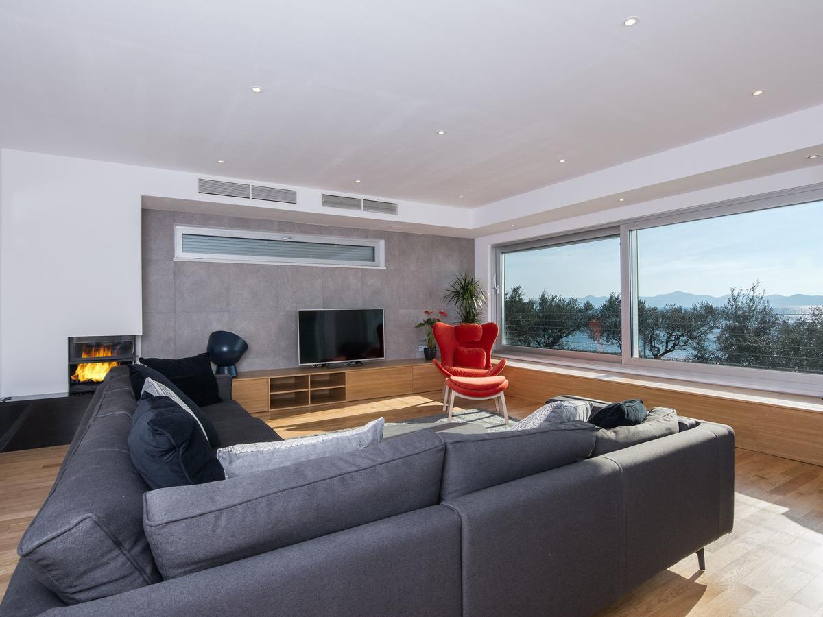 Luxurious Villa In Kozino With Fenced Garden エクステリア 写真